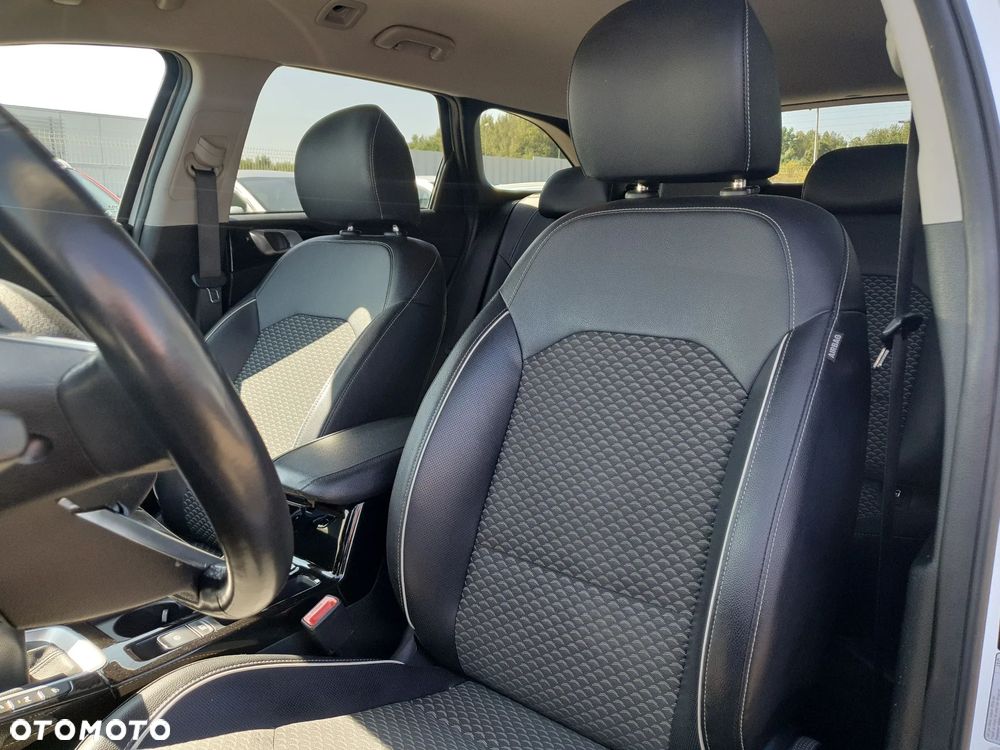 Kia Ceed 1.5 T-GDI L - 12