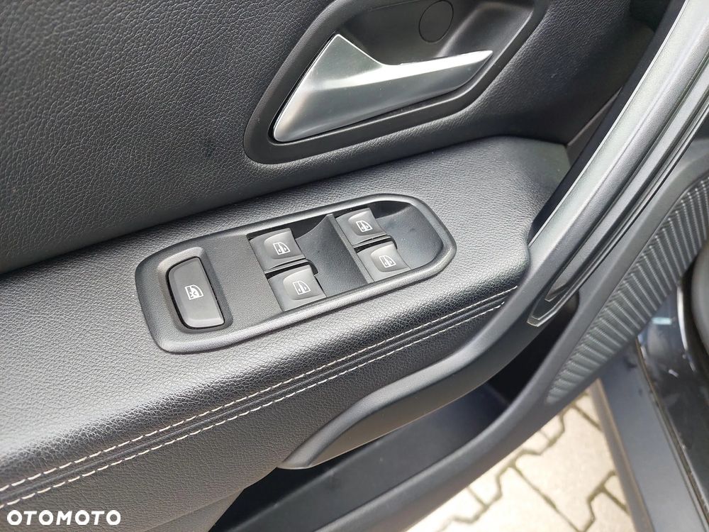 Dacia Duster 1.0 TCe Prestige - 10