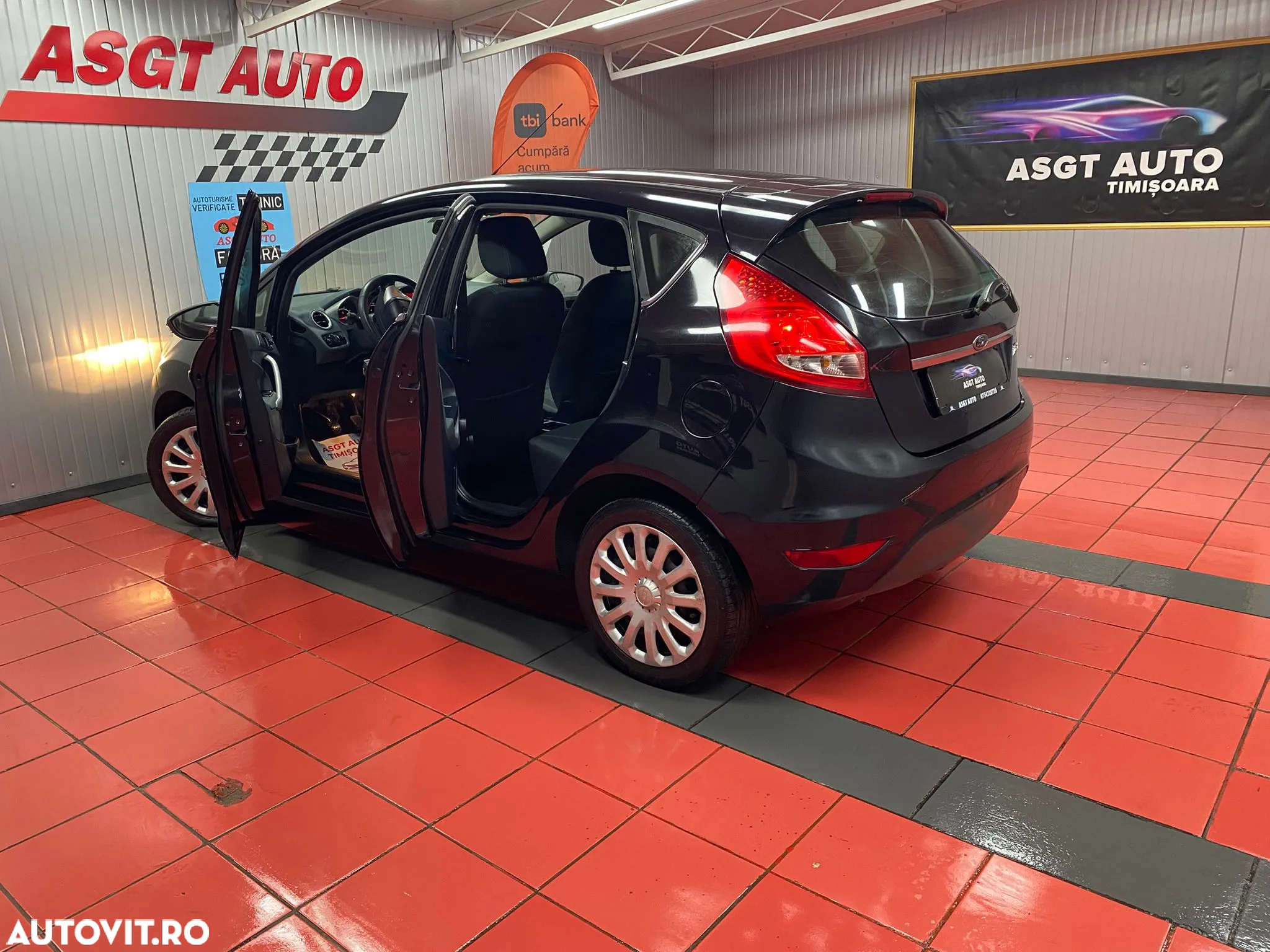 Ford Fiesta - 17