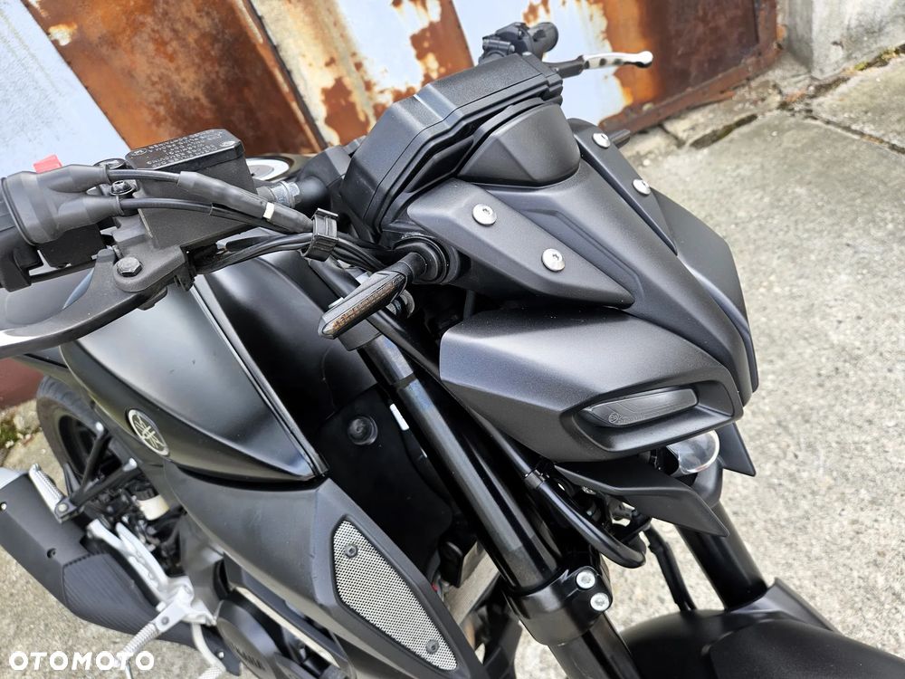Yamaha MT - 8