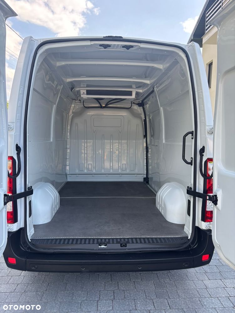 Renault Master L2H2 CHŁODNIA - 17