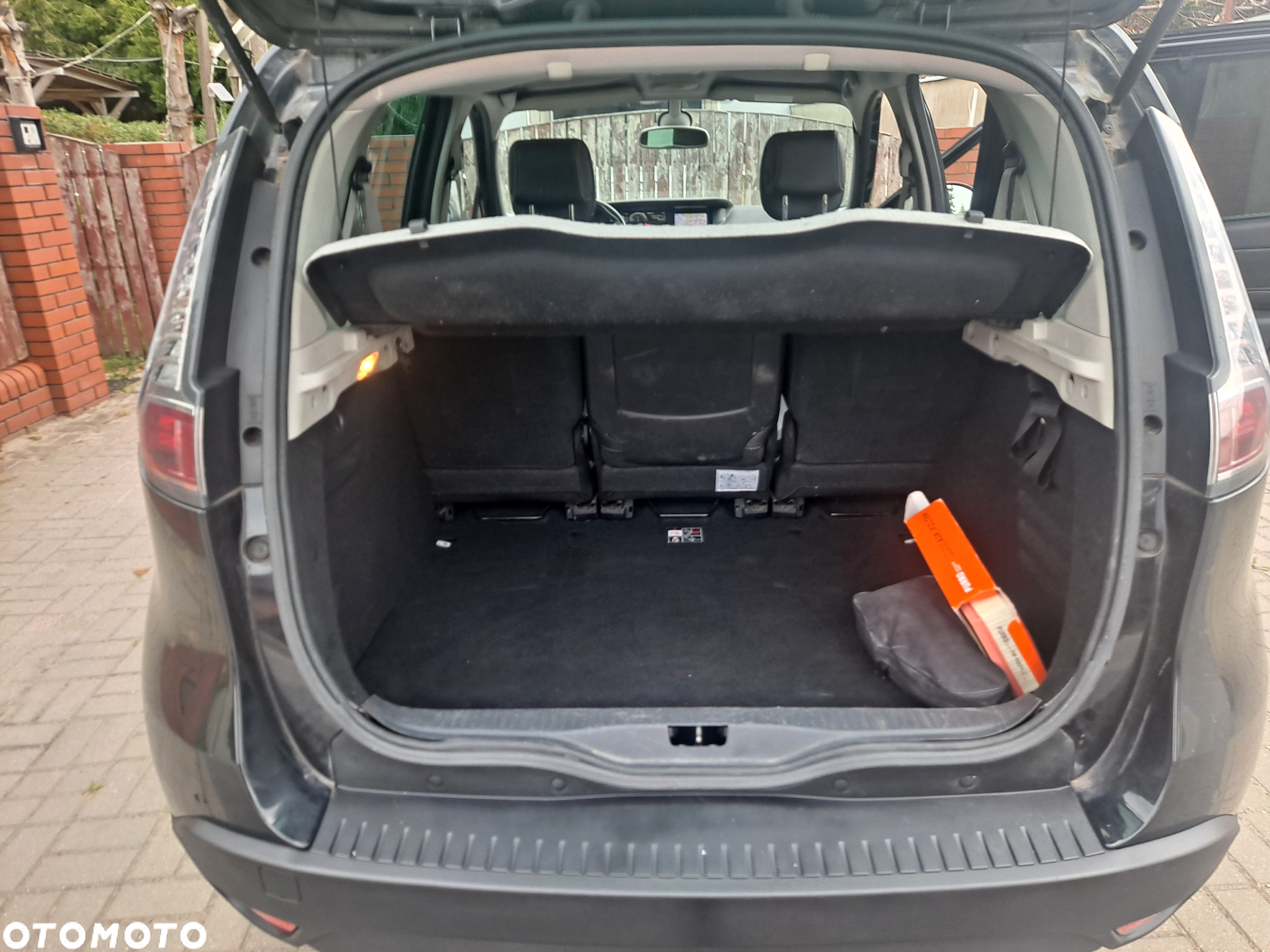 Renault Scenic 1.6 dCi Energy Bose - 15