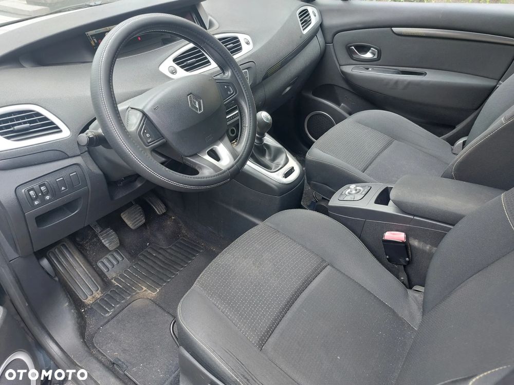 Opel Astra IV 1.7 CDTI Enjoy - 40