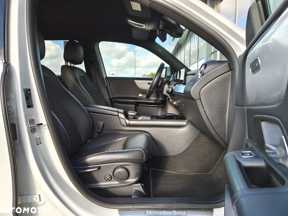 Mercedes-Benz GLB 200 4-Matic Style 8G-DCT - 22