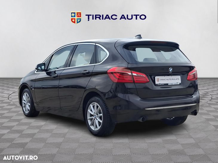 BMW Seria 2 220i AT Luxury Line - 4