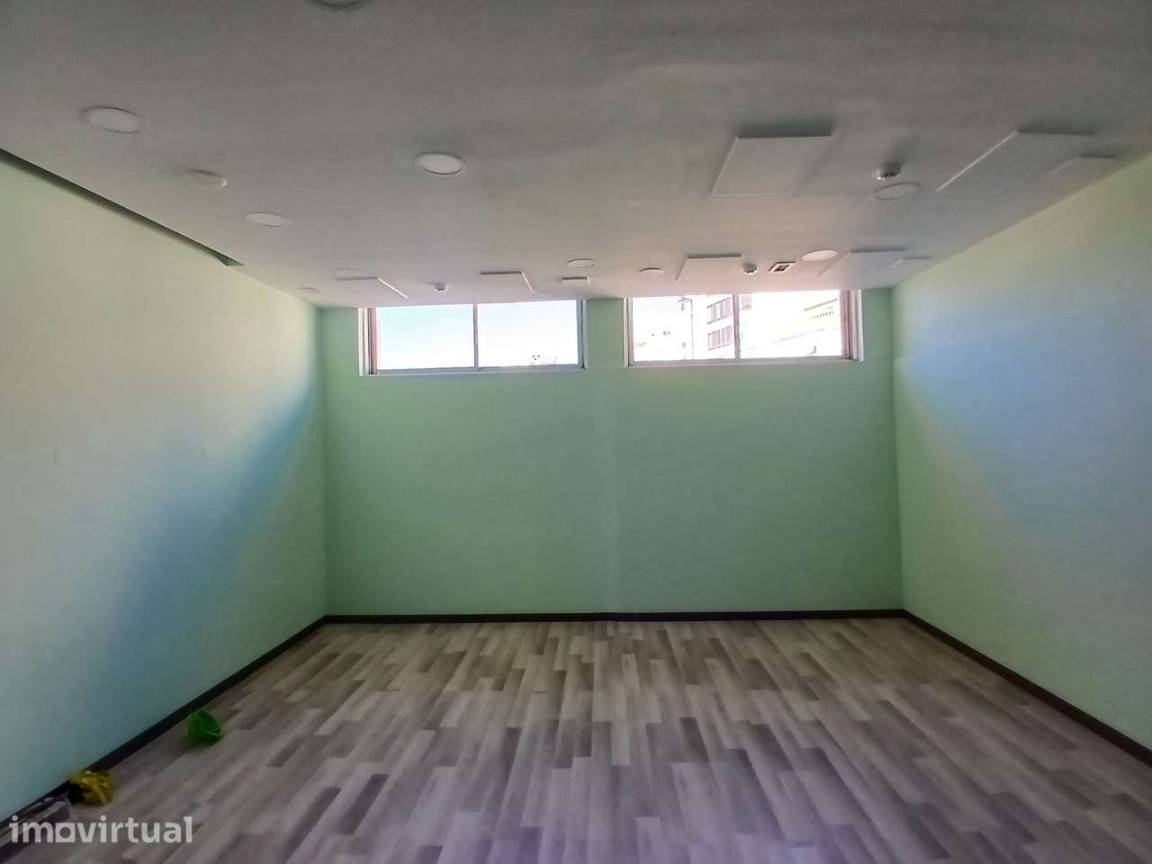 Lojja para Venda no Centro Commercial de Amora, Paivas - Grande imagem: 4/21