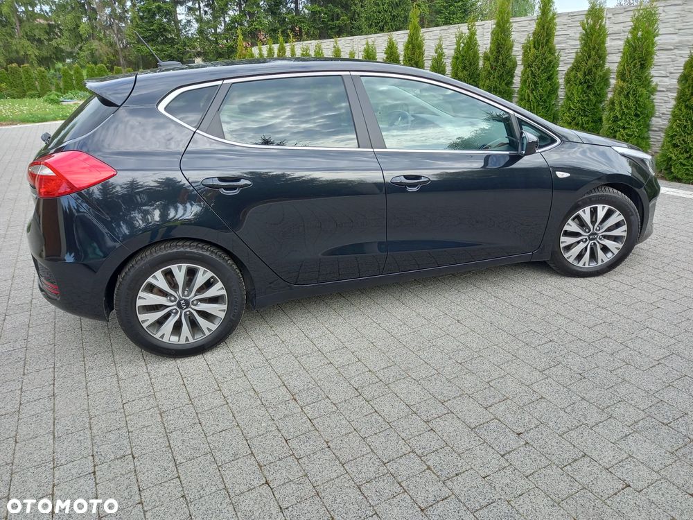 Kia Ceed 1.6 GDI Platinum Edition - 9