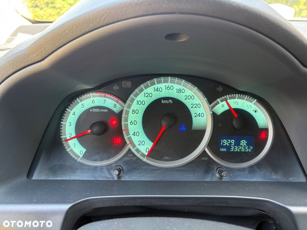 Toyota Corolla Verso 1.8 Sol 7os - 4