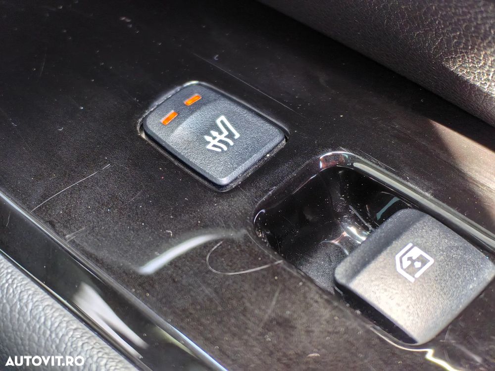 Hyundai Tucson HEV 1.6 l 230 CP 4WD 6AT Luxury - 23