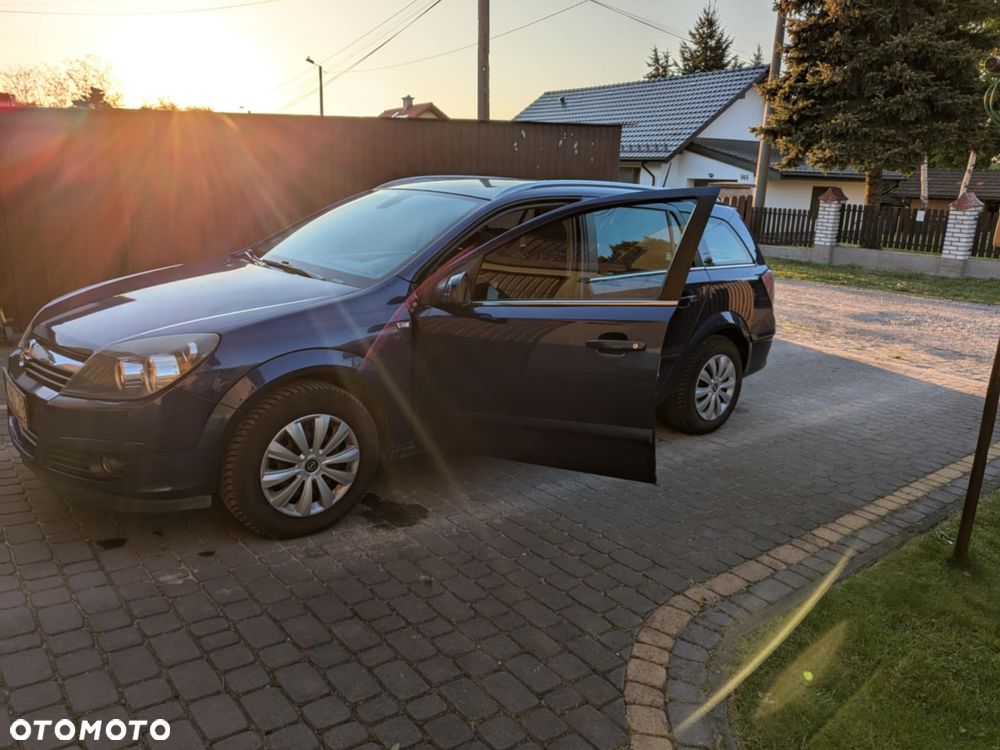 Opel Astra - 4