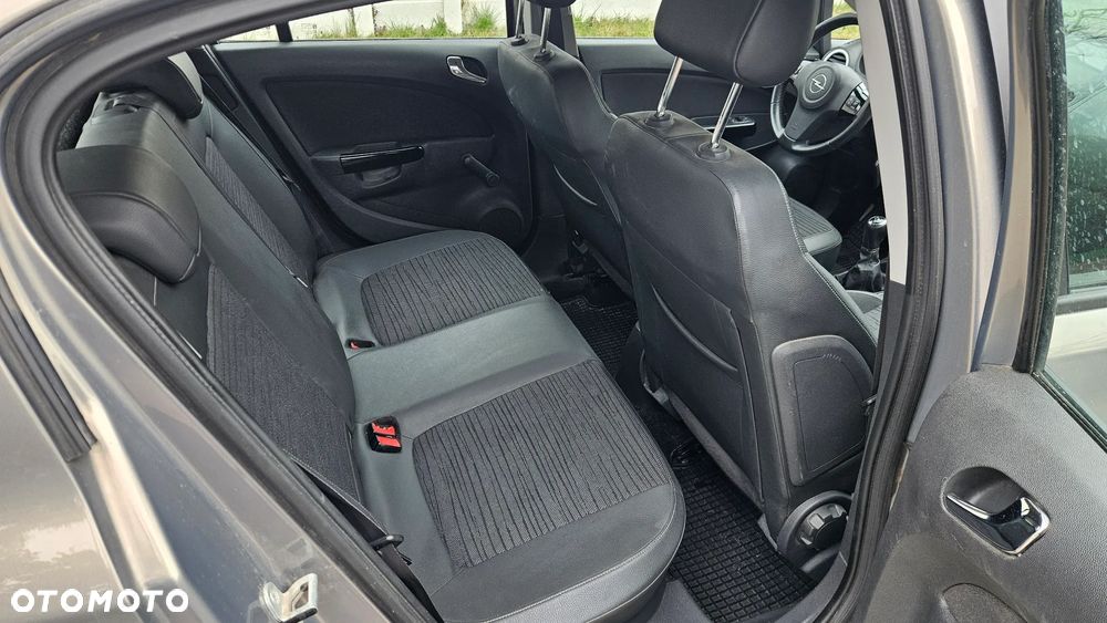 Opel Corsa 1.2 16V Edition / Active - 6