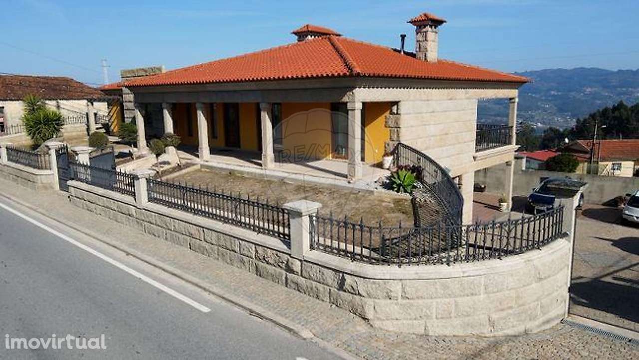 Moradia T6 para venda - Grande imagem: 2/38