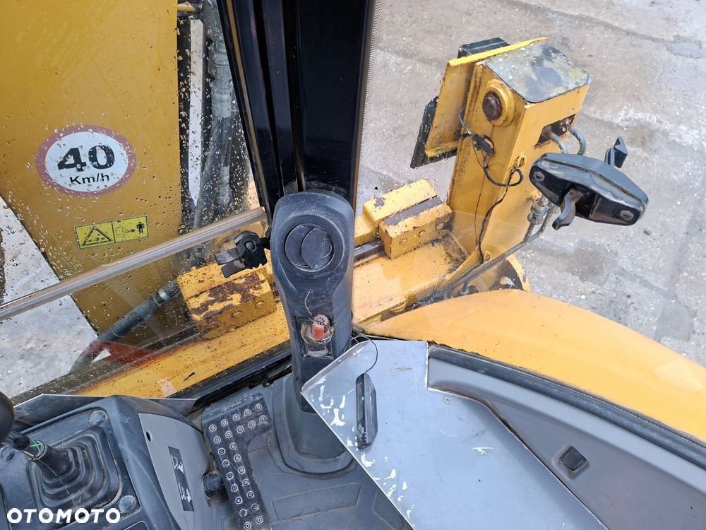 Caterpillar 429E 4X4 - 26