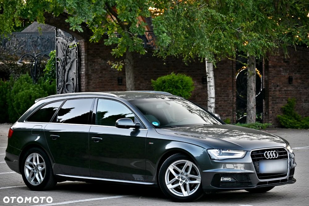 Audi A4 Avant 2.0 TDI DPF clean diesel S line Sportpaket - 12
