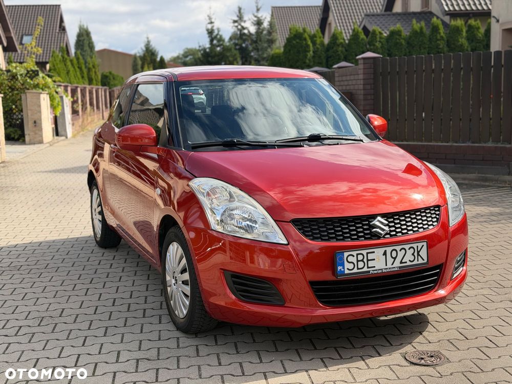 Suzuki Swift 2012 photo 5