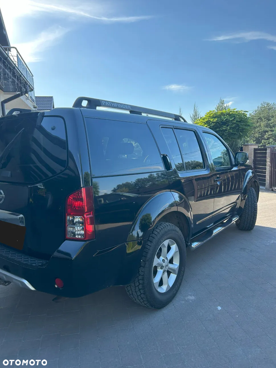 Nissan Pathfinder - 3