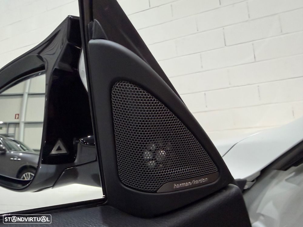 BMW M4 Cabrio DKG Competition - 30