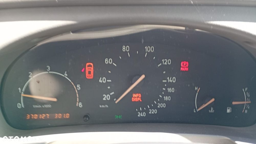 Saab 9-3 SE 2.2 TiD - 12