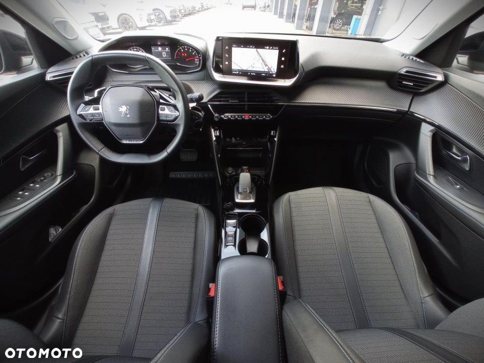Peugeot 2008 - 13