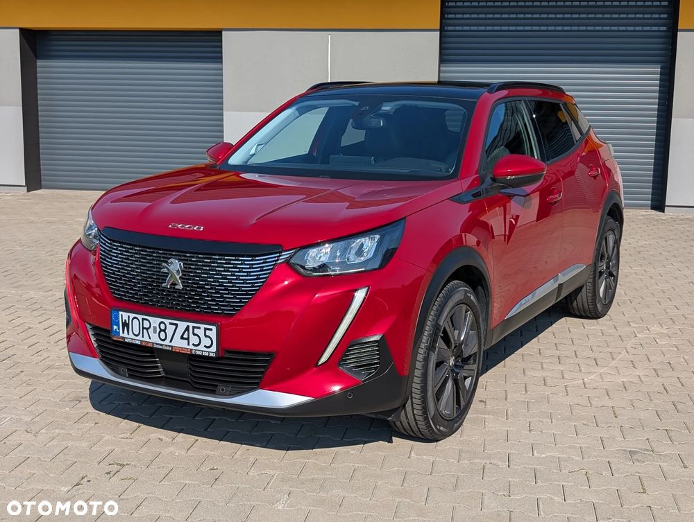 Peugeot 2008 1.2 Pure Tech Allure S&S - 8