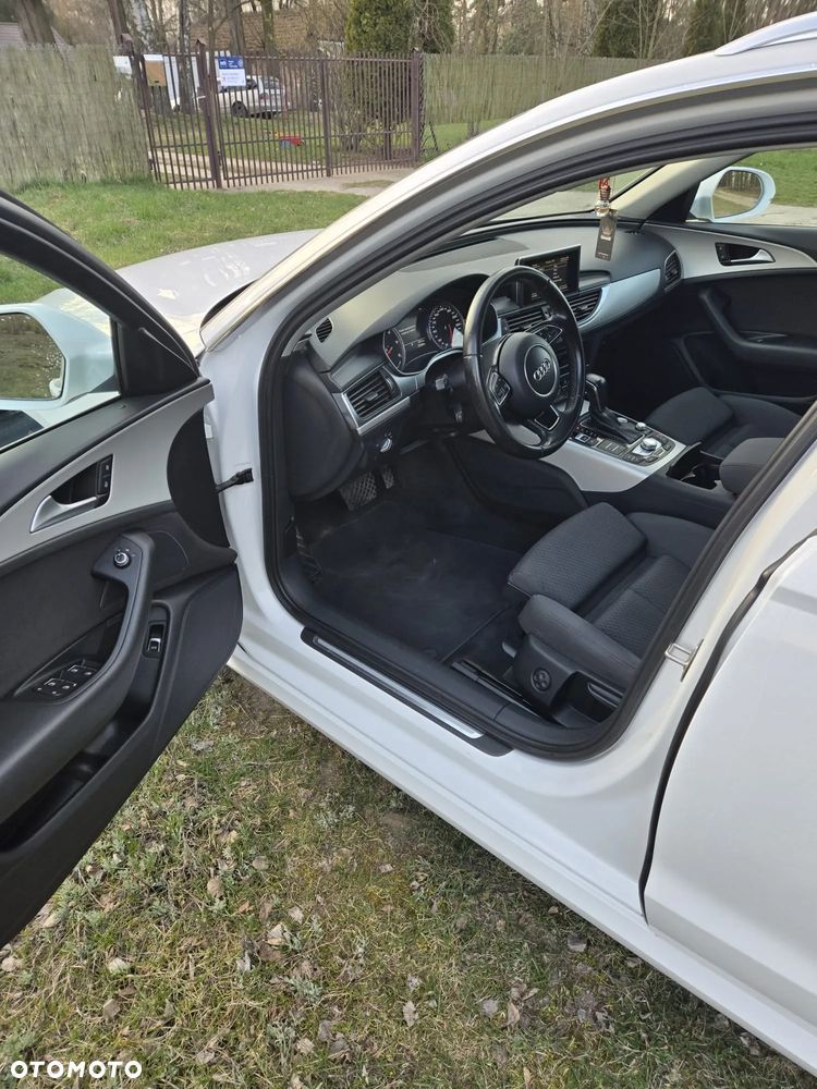 Audi A6 Avant 2.0 TDI Ultra DPF S tronic - 11