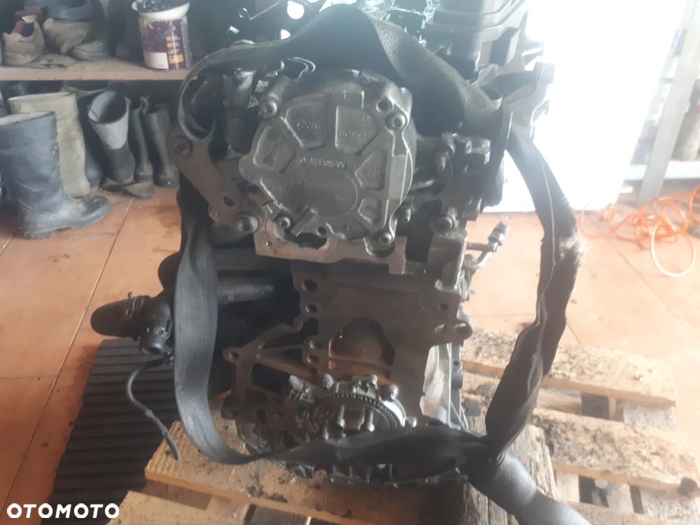 CAG CAGA CAGB CAGC SILNIK SŁUPEK AUDI A4 B8 A6 C6 SEAT EXEO 2.0TDI 143KM - 4