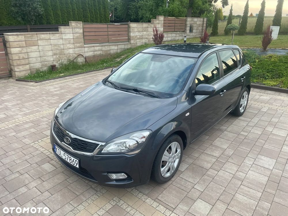Kia Ceed 1.4 CVVT Spirit - 1
