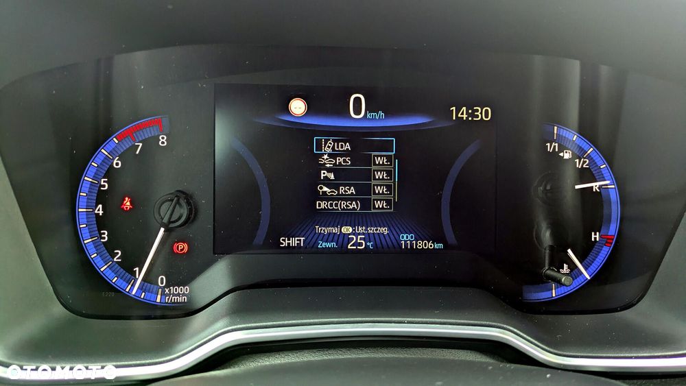 Toyota Corolla 1.6 Comfort - 19