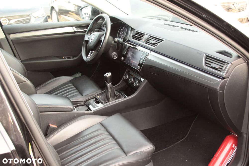 Skoda Superb Combi 1.4 TSI Ambition - 19