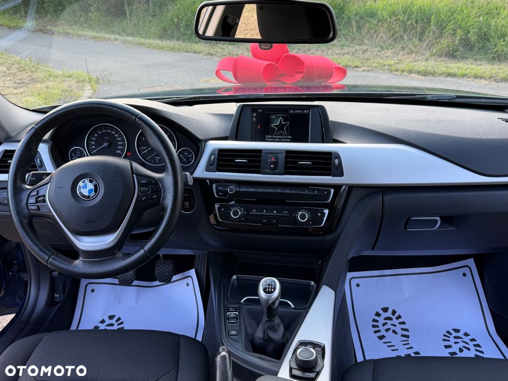 BMW Seria 3 318d Advantage - 31