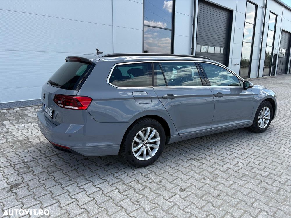 Volkswagen Passat - 17