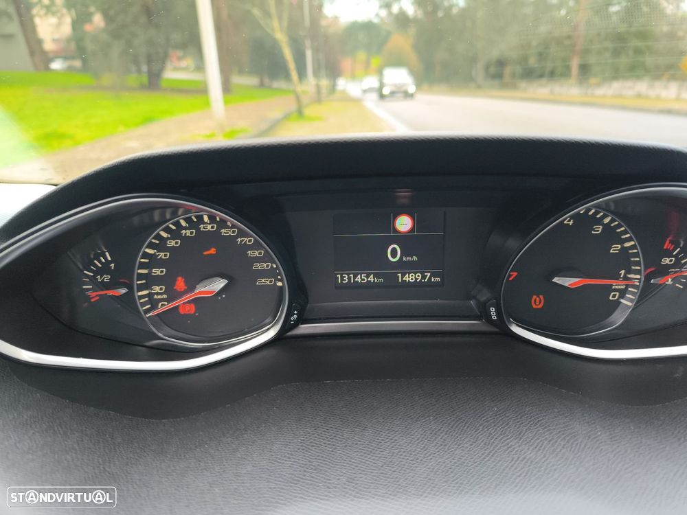 Peugeot 308 SW PureTech 130 Allure - 16