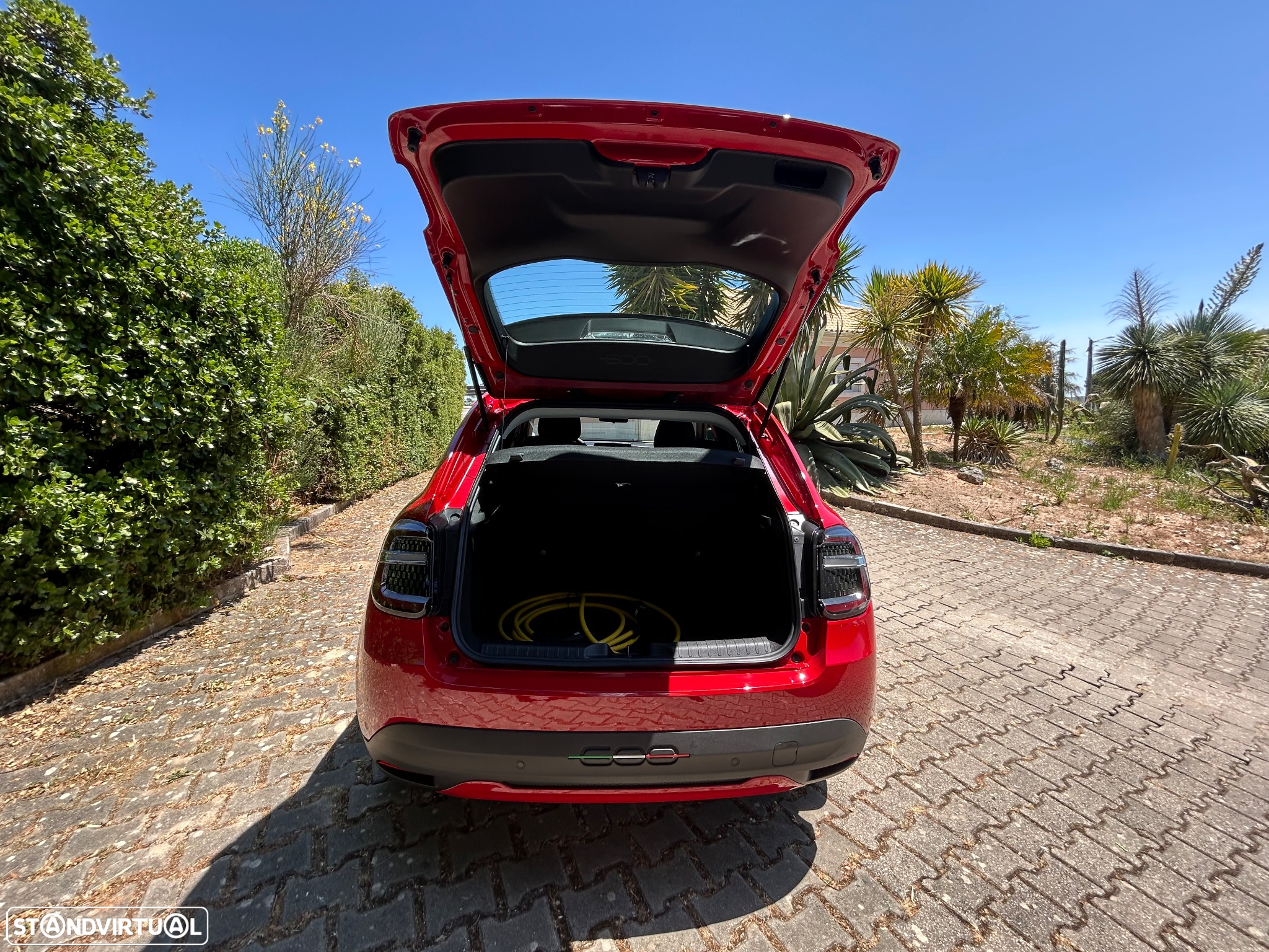 Fiat 600e 54 kWh (RED) - 8