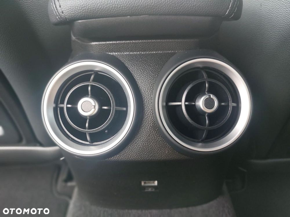 Alfa Romeo Giulia - 20