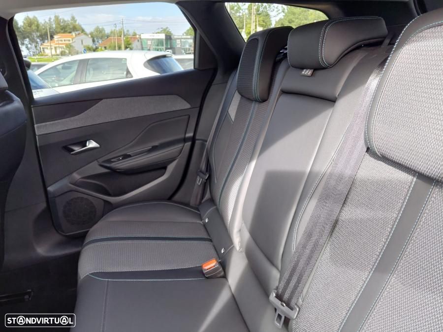 Peugeot 308 SW 1.2 PureTech Allure EAT8 - 8