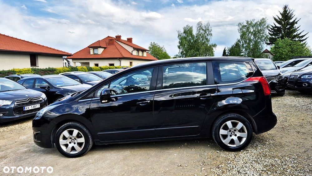 Peugeot 5008 1.6 Premium - 17