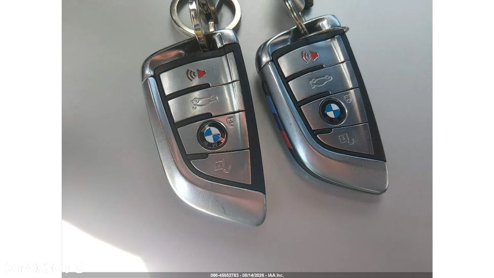 BMW Seria 5 540i xDrive Sport - 13