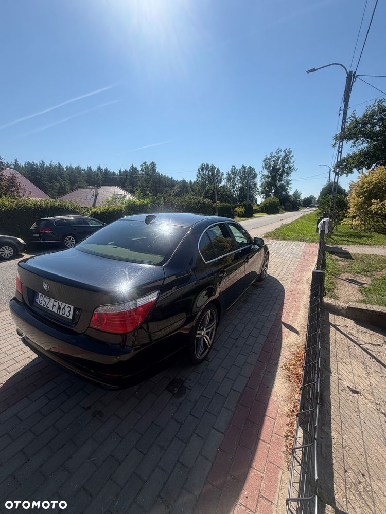 BMW Seria 5 520d - 4