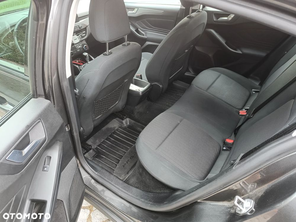 Ford Focus 1.5 EcoBlue Active - 8