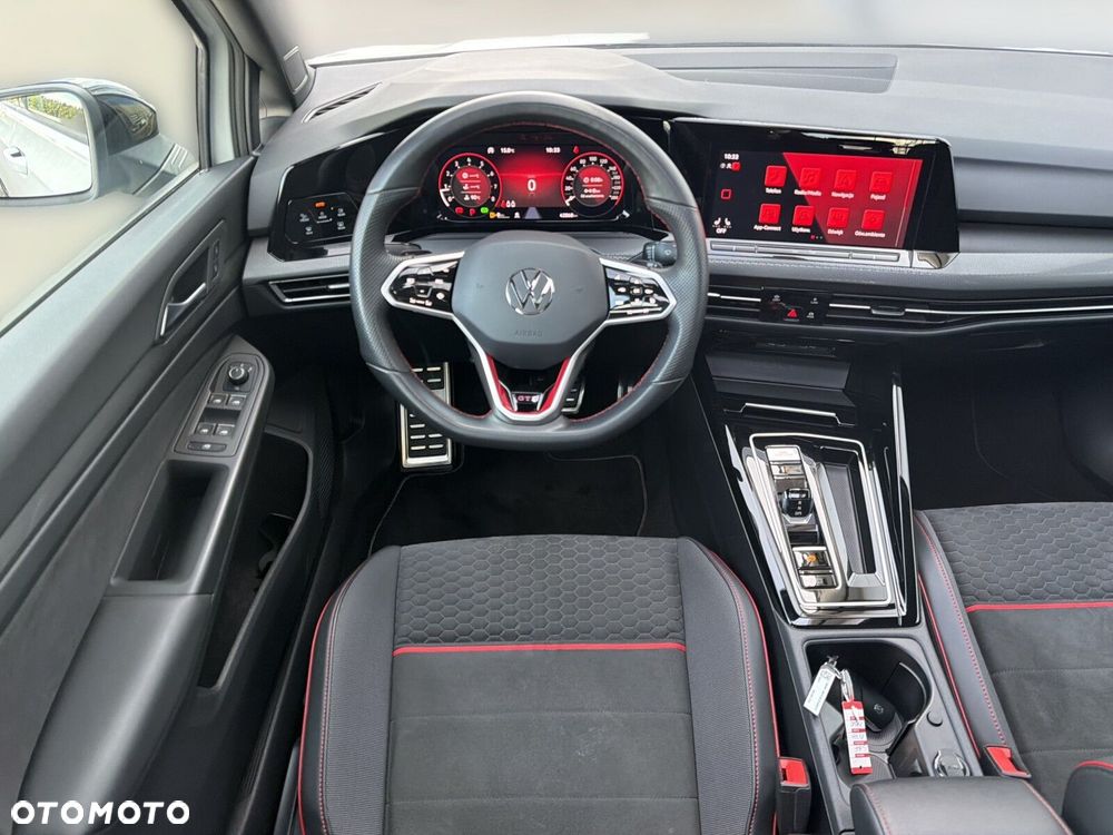 Volkswagen Golf - 21