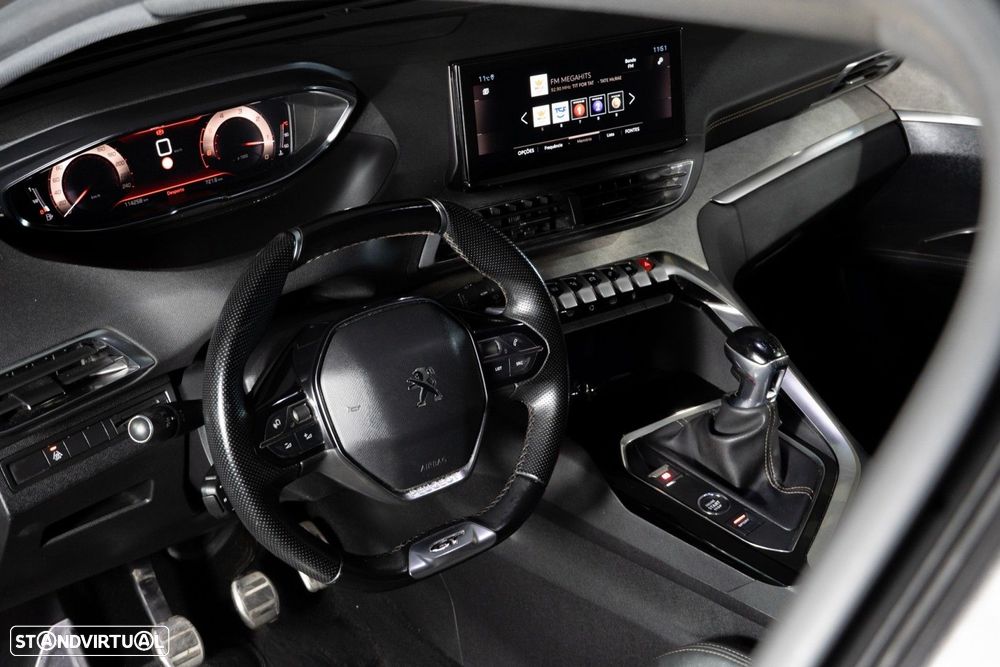 Peugeot 3008 1.5 BlueHDi GT - 8