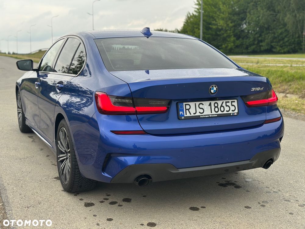 BMW Seria 3 318d M Sport - 6