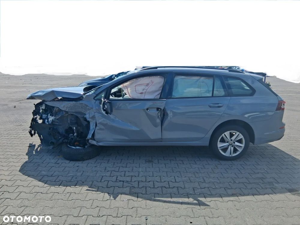 Volkswagen Golf Variant 1.5 TSI EVO Active - 3