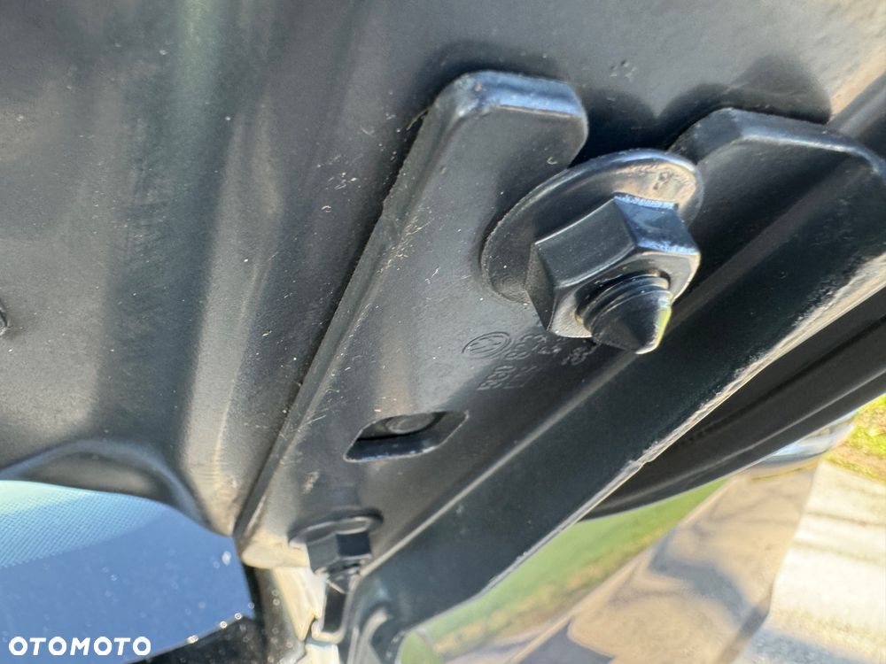 Volkswagen Golf 1.6 TDI BlueMotion Technology Lounge - 31