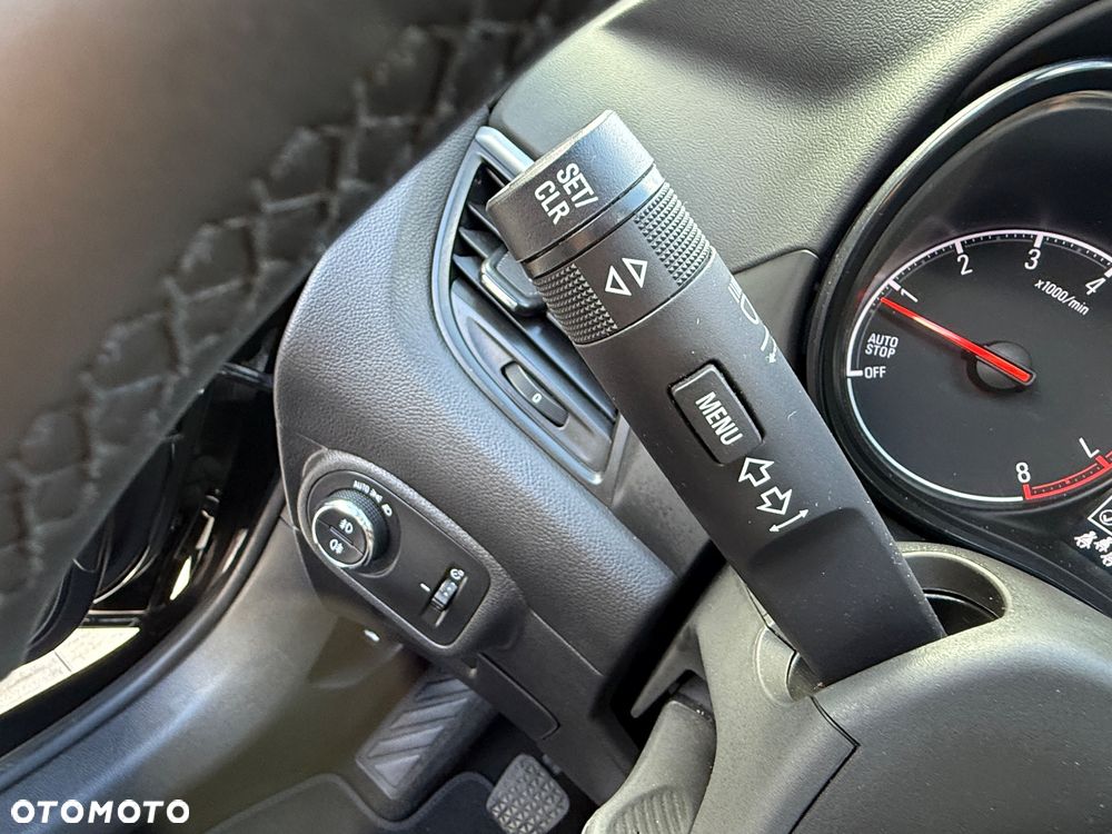 Opel Zafira 1.4 T Cosmo EcoFLEX S&S EU6 - 39