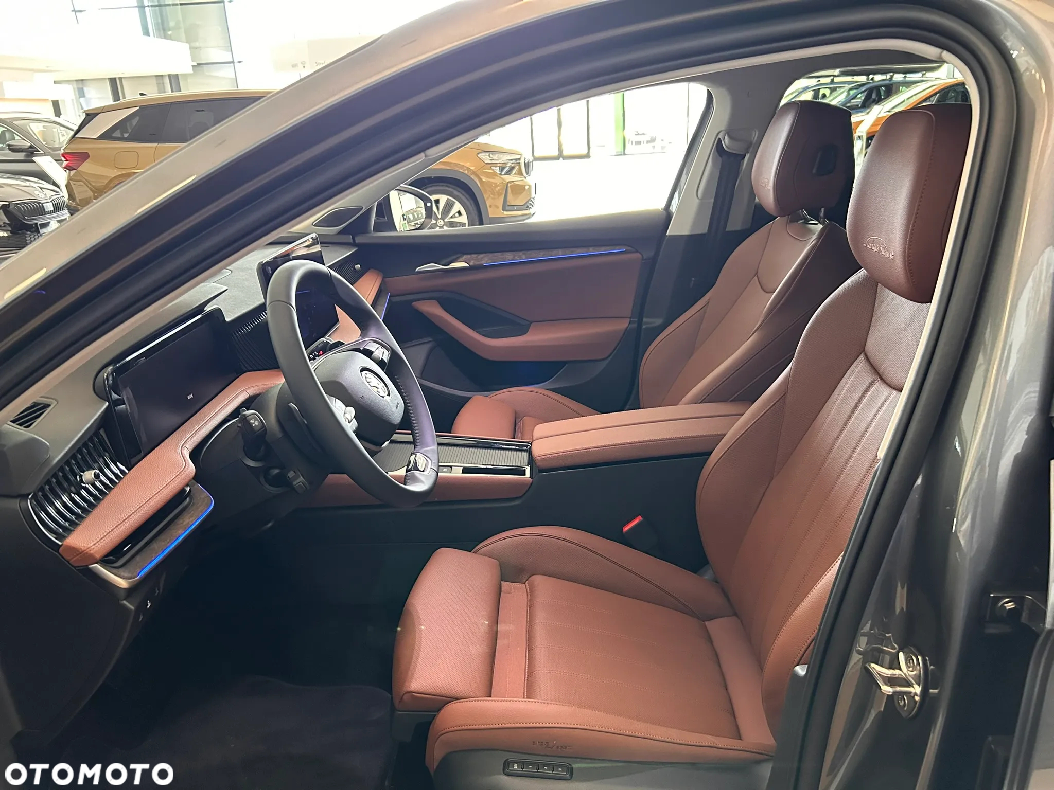 Skoda Superb 2.0 TDI SCR 4x4 L&K DSG - 20