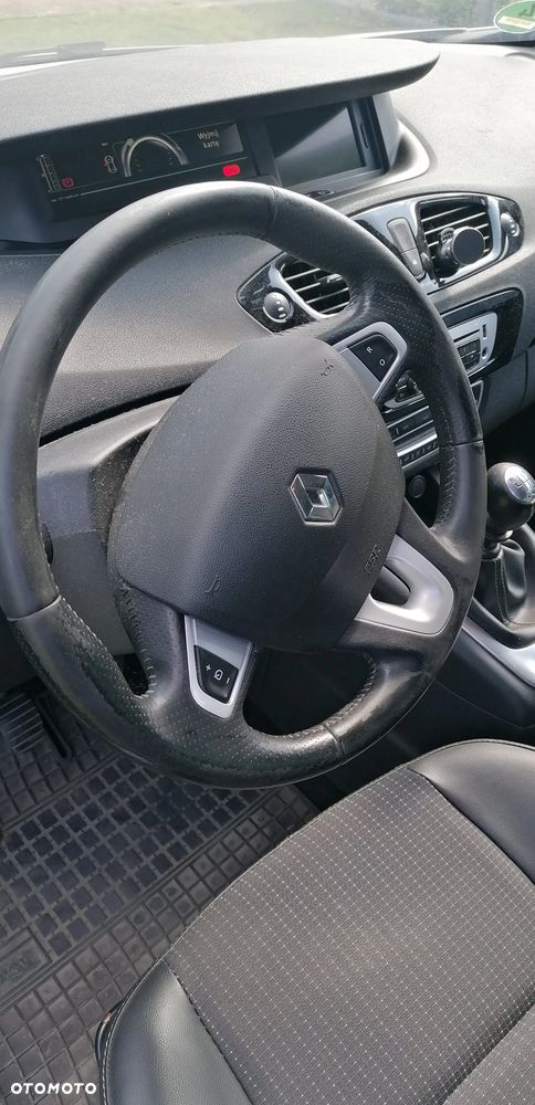 Renault Scenic 1.6dCi Energy Bose Edition - 8
