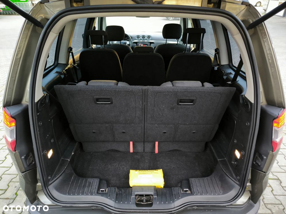 Ford Galaxy 2.0 TDCi Titanium - 30