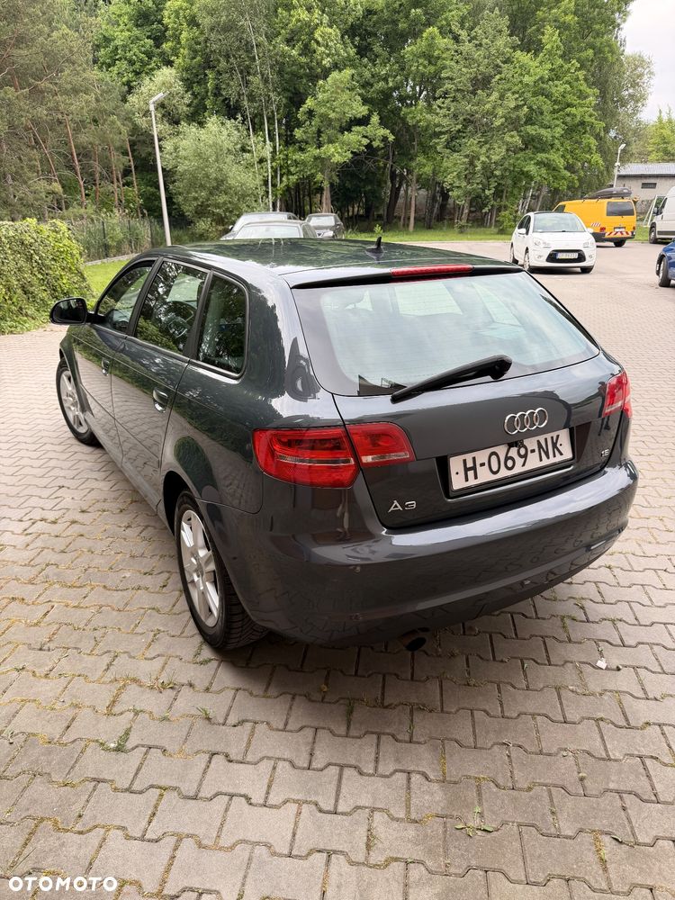 Audi A3 Sportback 1.6 Ambition - 14