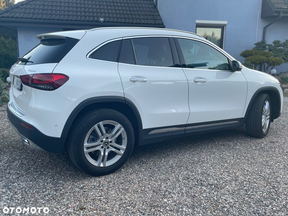 Mercedes-Benz GLA 250 4-Matic - 10